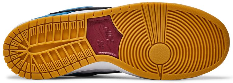 Parra x Nike Dunk Low SB Friends  Family