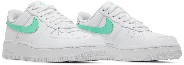 Nike Wmns Air Force 1 07 White Green Glow