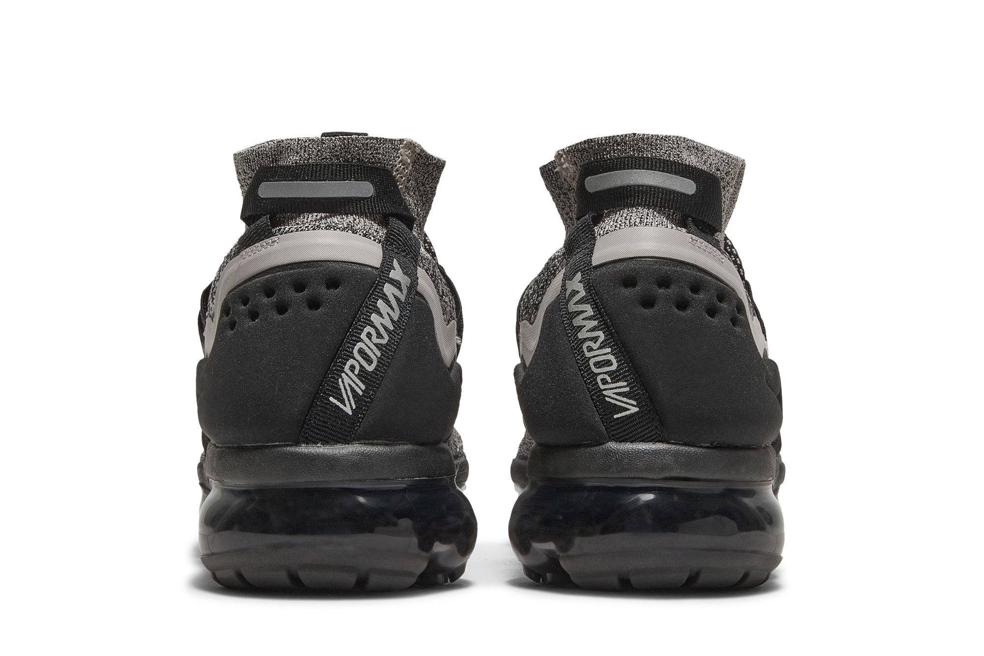 Flyknit utility triple black deals