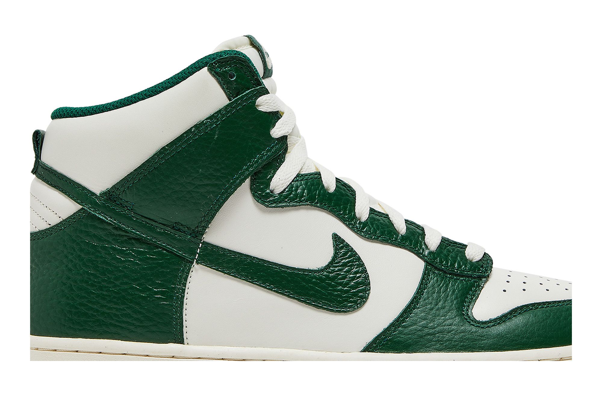 Dunk high green hotsell