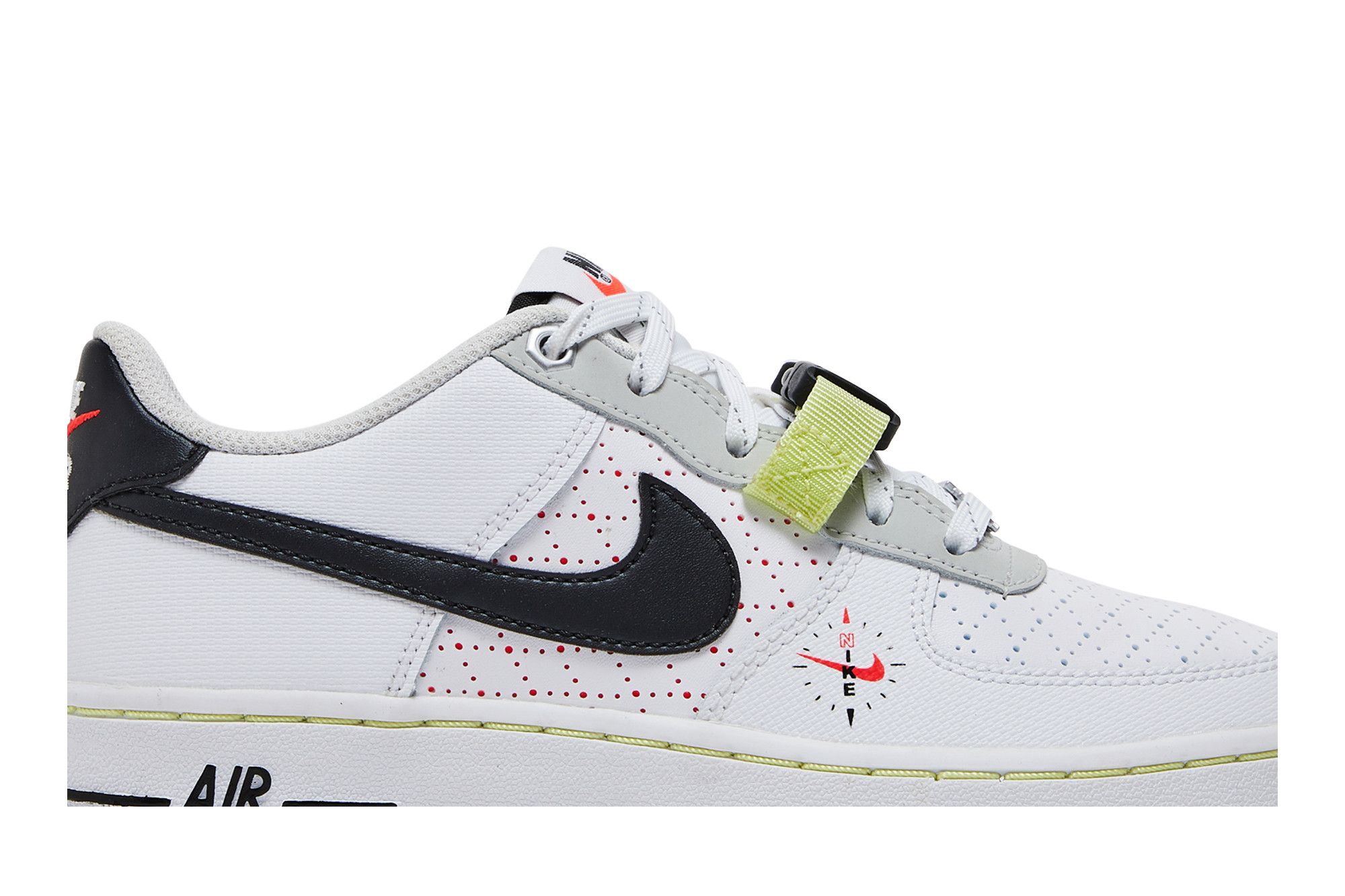 【新品】NIKE AIR FORCE 1 LV8 GS Buy Air Force 1 LV8 GS 'Graffiti' - DX3349 100 | GOAT