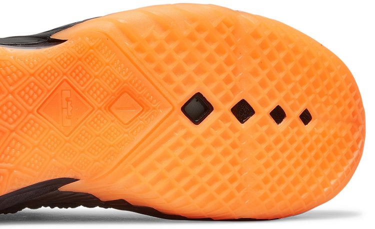 Nike LeBron 18 GS Black Crimson Volt