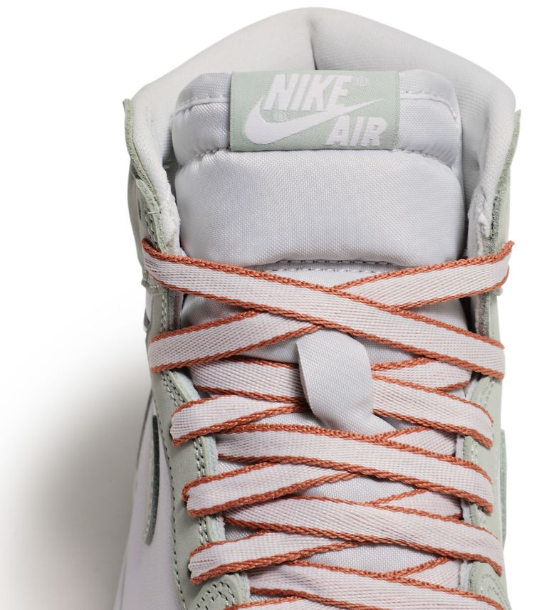 Wmns Air Jordan 1 Retro High OG Seafoam