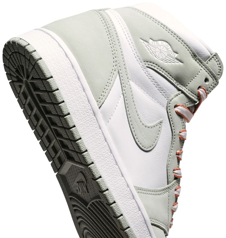 Wmns Air Jordan 1 Retro High OG Seafoam