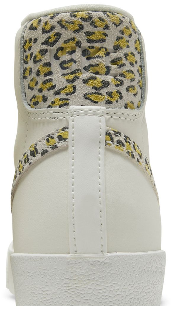 Nike Wmns Blazer Mid 77 SE Lemon Leopard