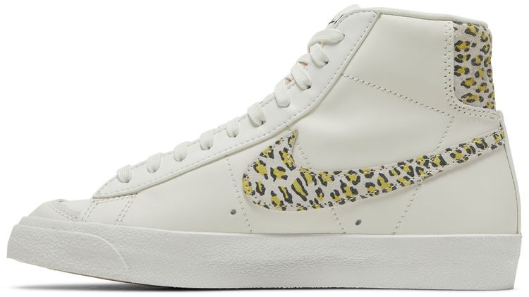 Nike Wmns Blazer Mid 77 SE Lemon Leopard