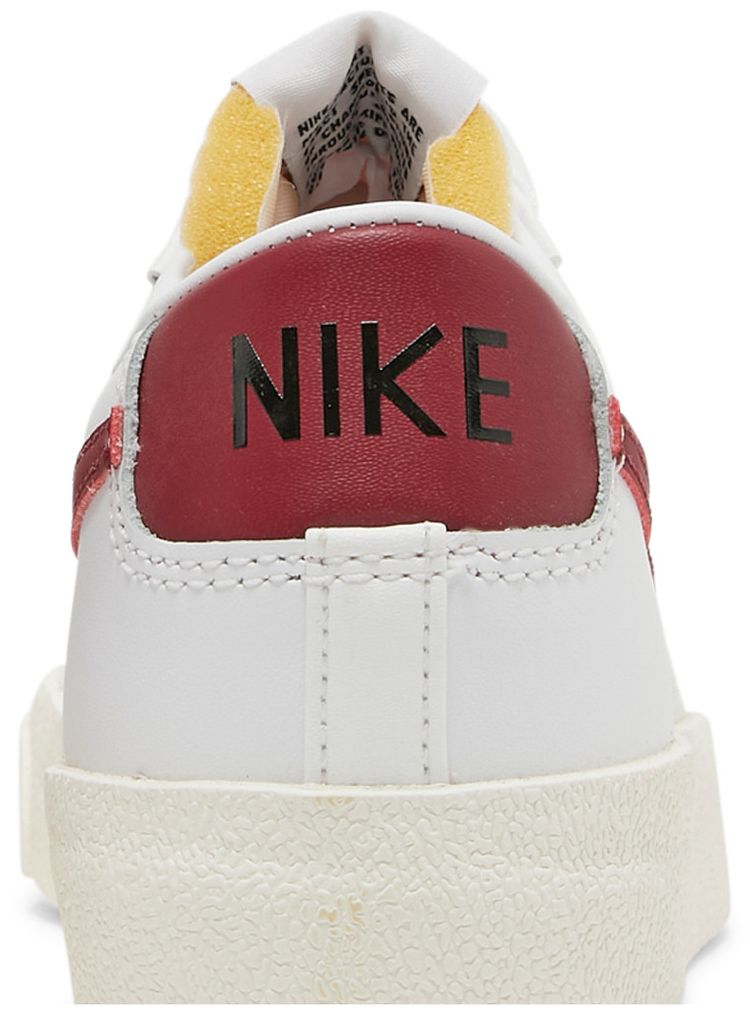 Nike Wmns Blazer Low 77 White Team Red