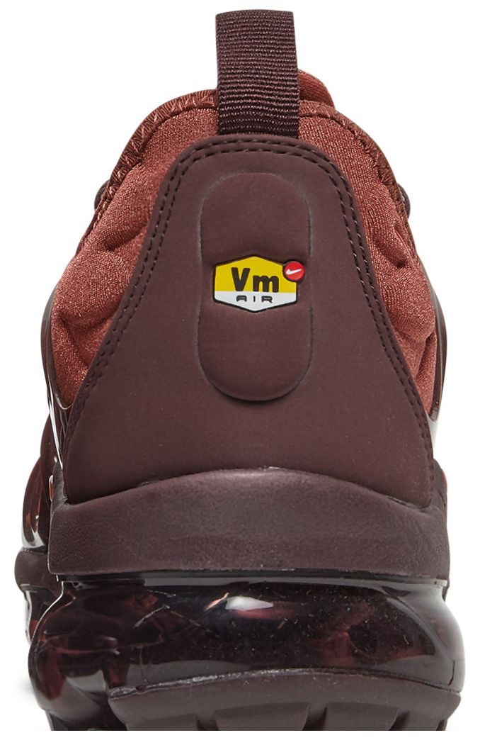 Nike Wmns Air VaporMax Plus Burnt Orange