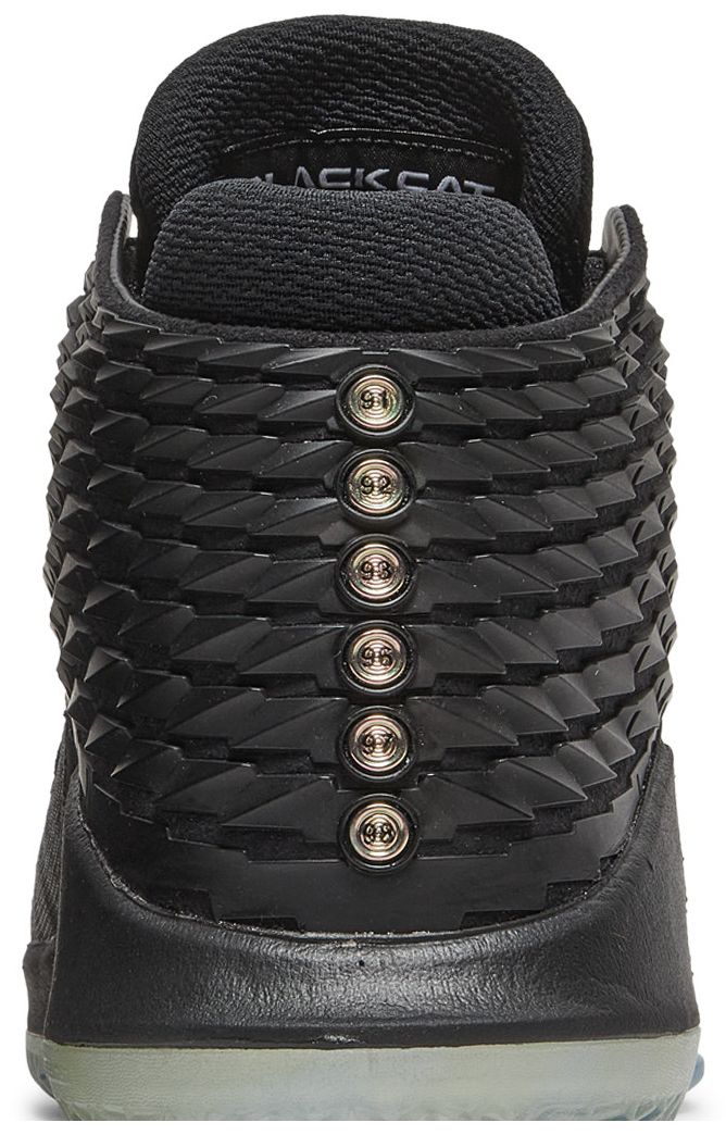 Air Jordan 32 Black Cat