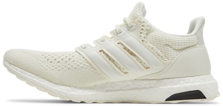 James Bond 007 x adidas UltraBoost 10 DNA No Time to Die   Triple White