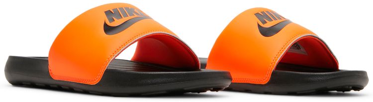 Nike Victori One Slide Black Hyper Crimson