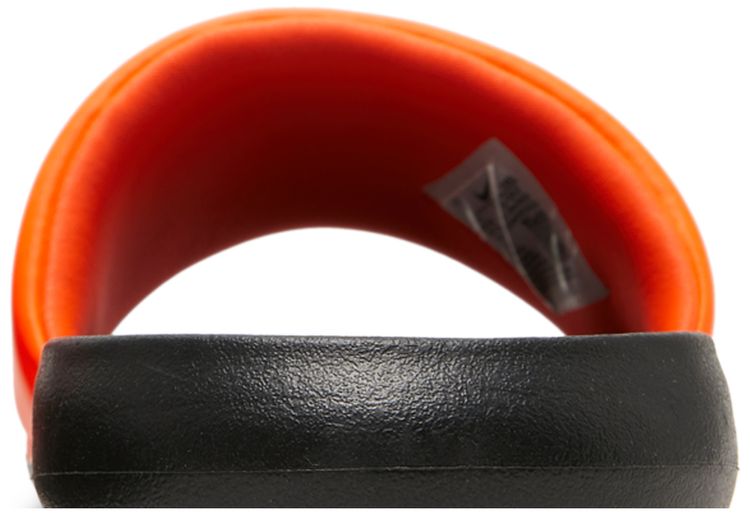 Nike Victori One Slide Black Hyper Crimson