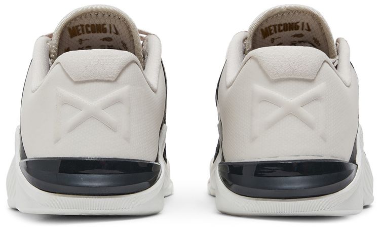 Nike Wmns Metcon 6 Light Orewood Brown