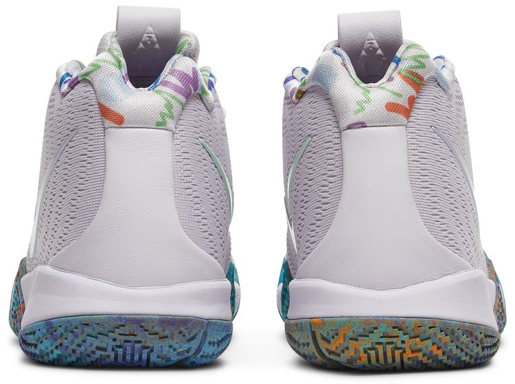 Nike Kyrie 4 GS 90s