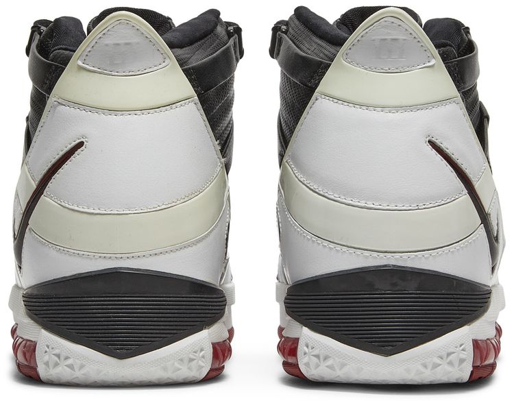 Zoom LeBron 3 Home