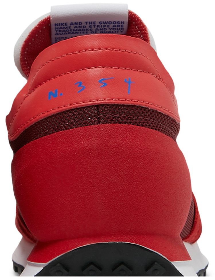 Nike Daybreak Type Team Red