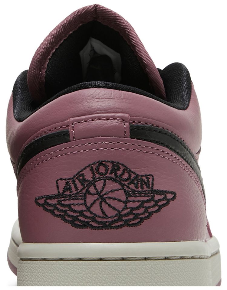 Wmns Air Jordan 1 Low SE Light Mulberry