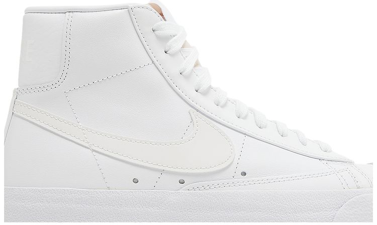 Nike Wmns Blazer 77 Vintage Mid Triple White