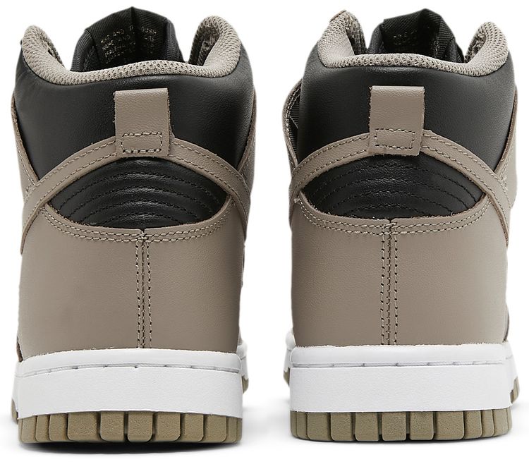 Nike Wmns Dunk High Moon Fossil