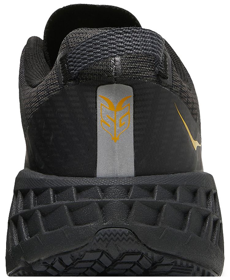 HOKA Speedgoat 4 GTX Anthracite