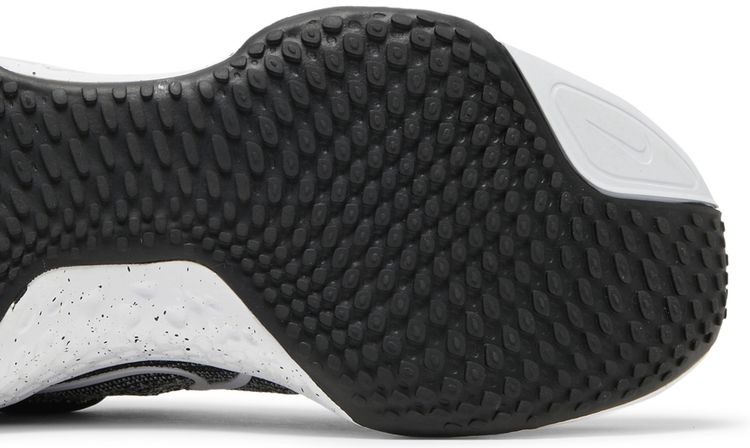 Nike ZoomX Invincible Run Flyknit Black White