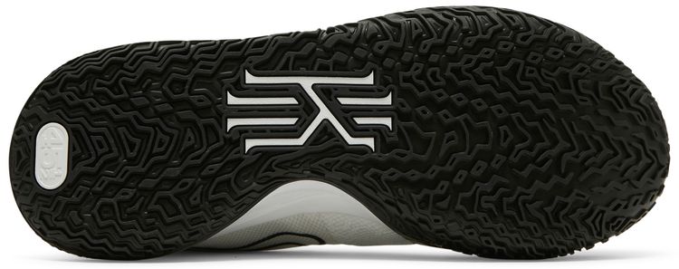 Nike Kyrie 7 TB White