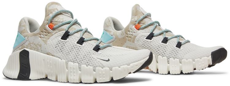 Nike Wmns Free Metcon 4 Platinum Tint Copa