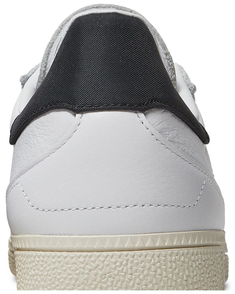 Busenitz Vintage White Black