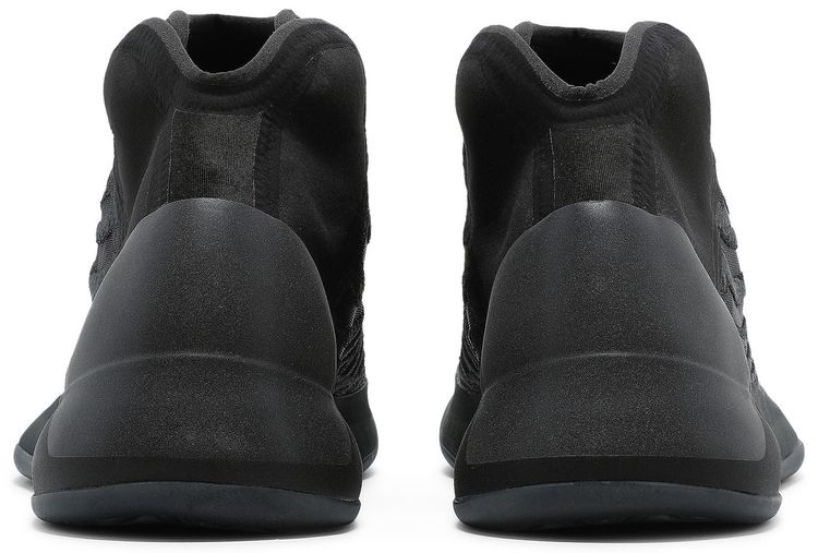Yeezy Quantum Onyx