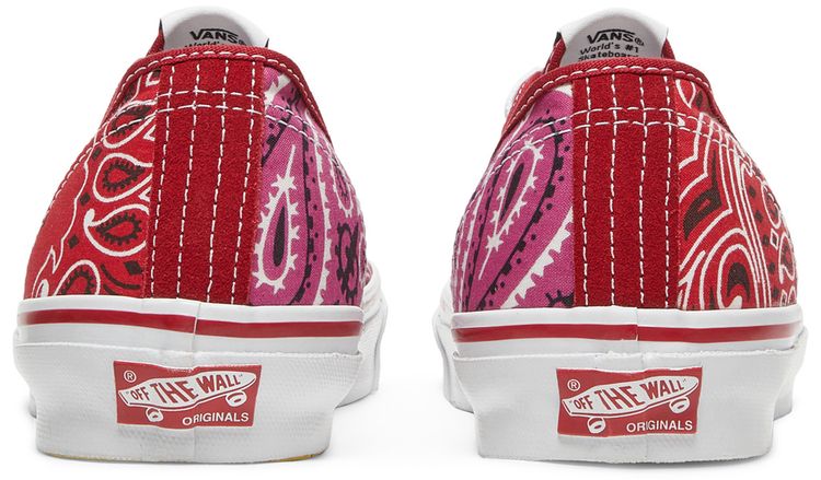 Bedwin  The Heartbreakers x Vans Authentic Bandana Pack   Multi C