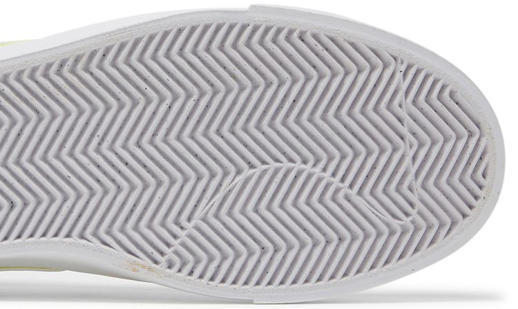 Nike Blazer Court SB Light Zitron