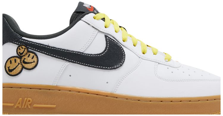 Nike Air Force 1 LV8 Go The Extra Smile