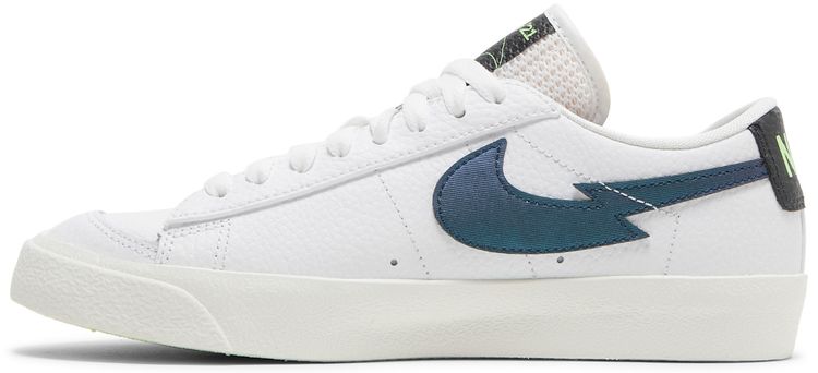 Nike Blazer Low 77 GS Lightning Bolt Swoosh