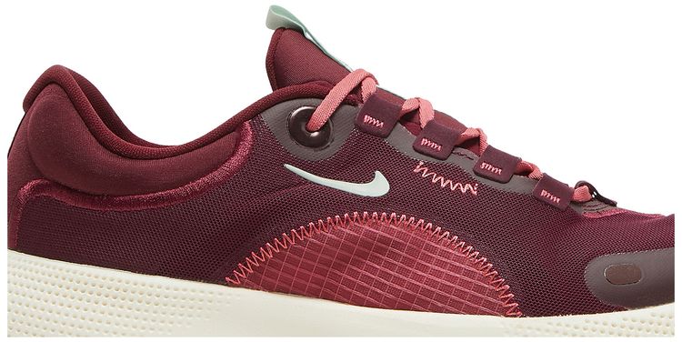 Nike Wmns React Escape Run Dark Beetroot