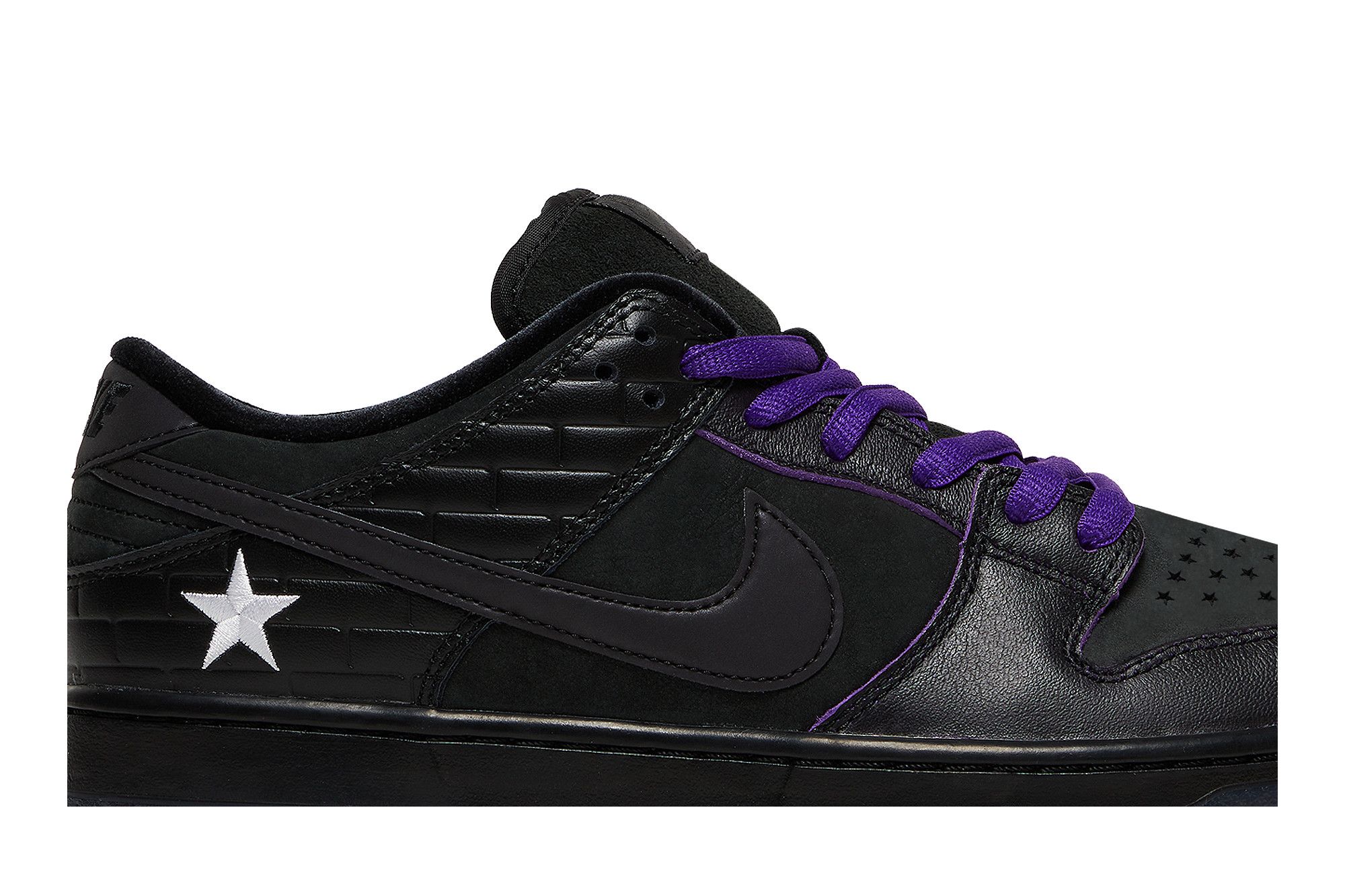 Buy Familia x Dunk Low Pro QS SB First Avenue DJ1159 001 GOAT CA