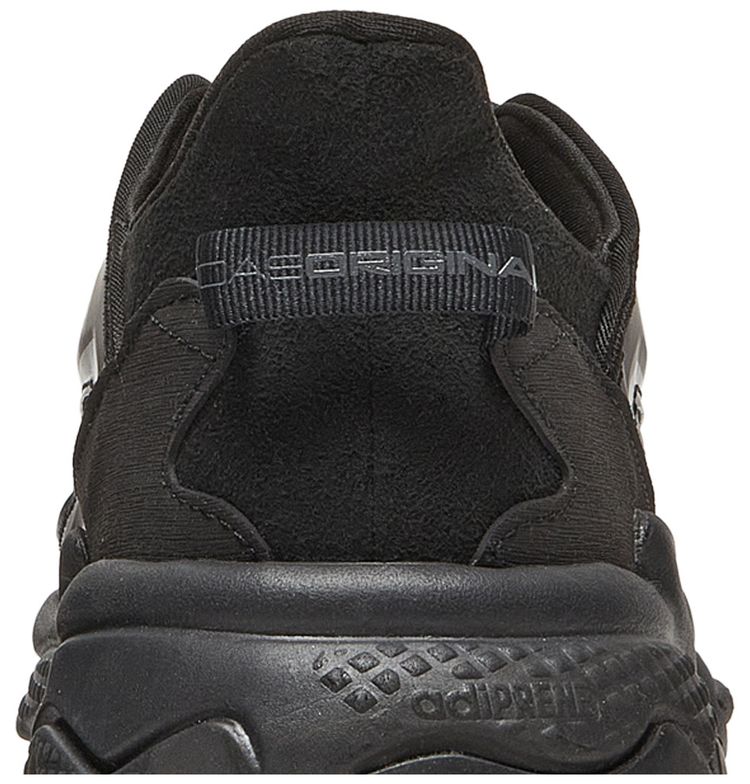 Ozweego Celox Black
