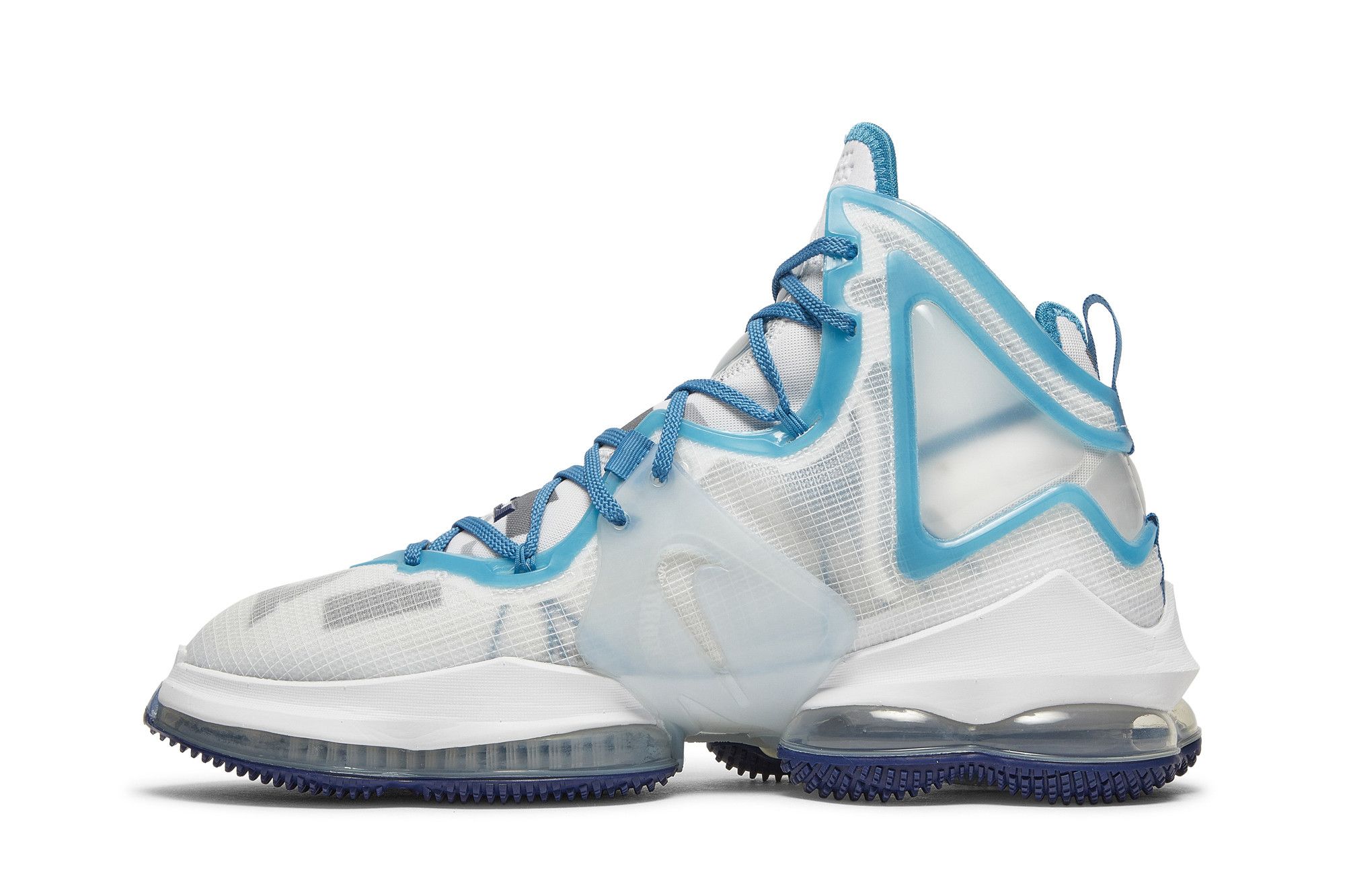 Space jam shoes 2019 on sale