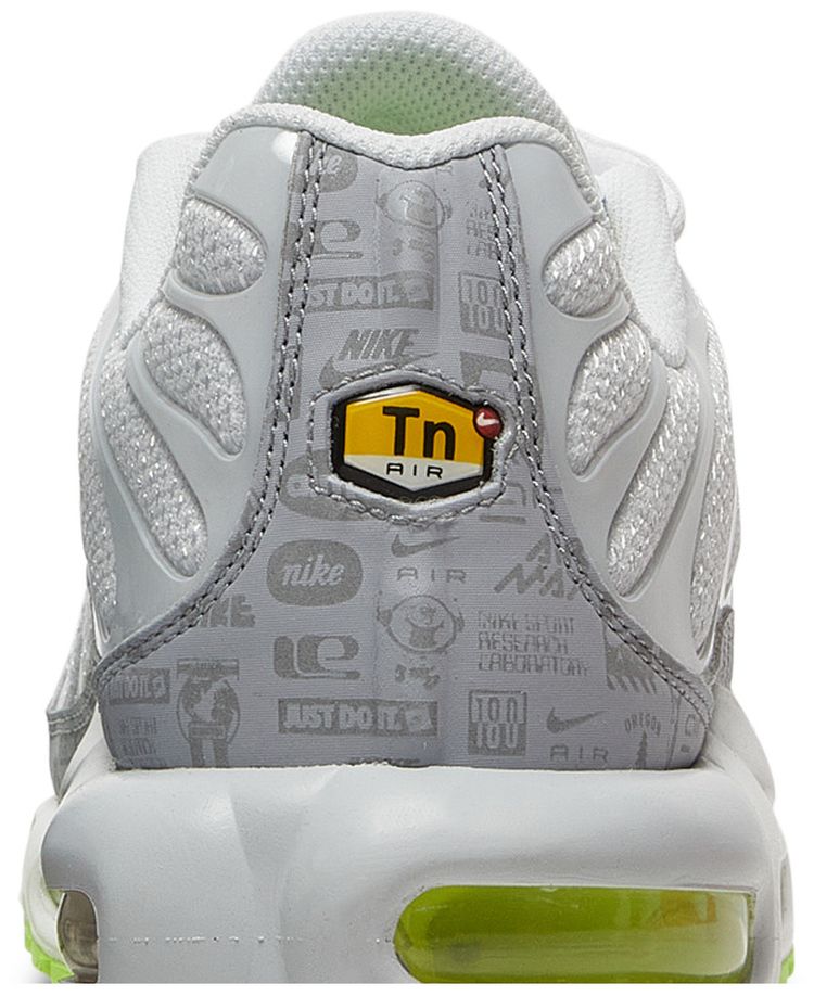 Nike Air Max Plus Reflective Logo