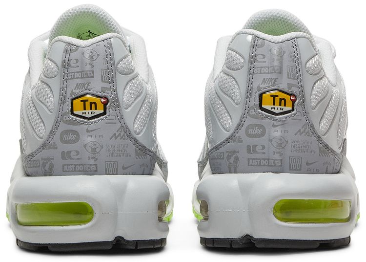 Nike Air Max Plus Reflective Logo