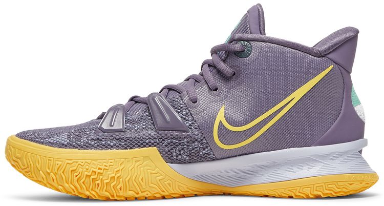 Nike Kyrie 7 Daybreak