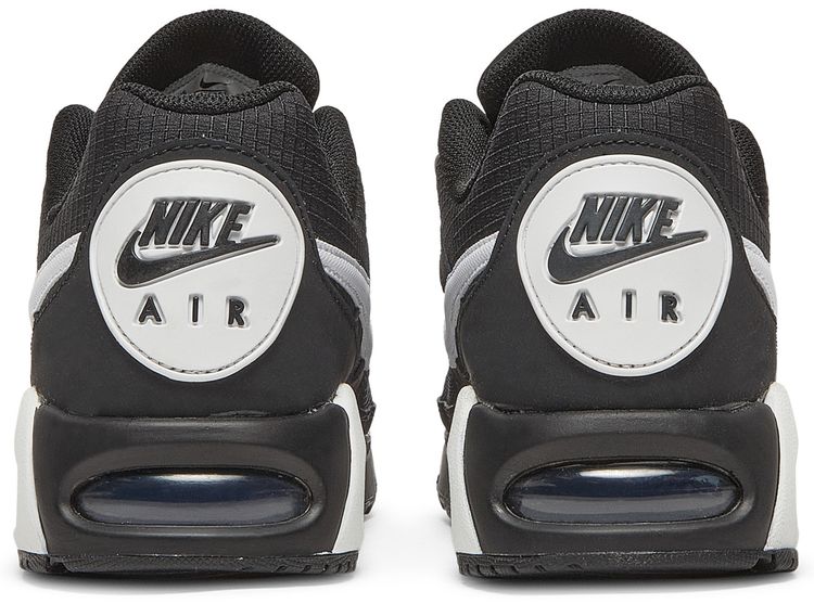 Air Max IVO Black White