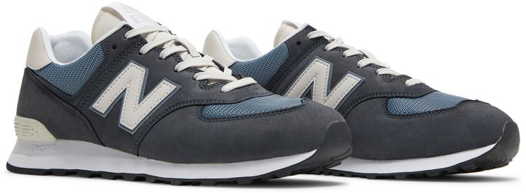 New Balance 574 Outerspace