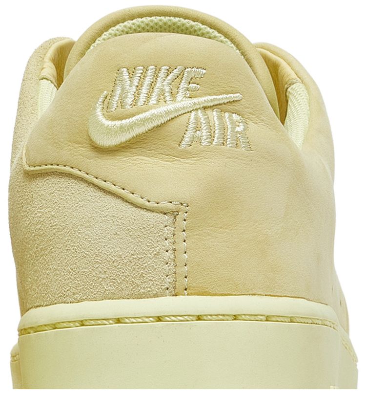 Nike Wmns Air Force 1 Sage XX