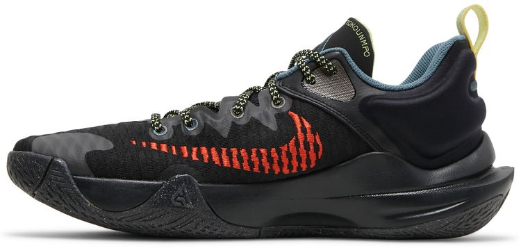 Nike Giannis Immortality Force Field