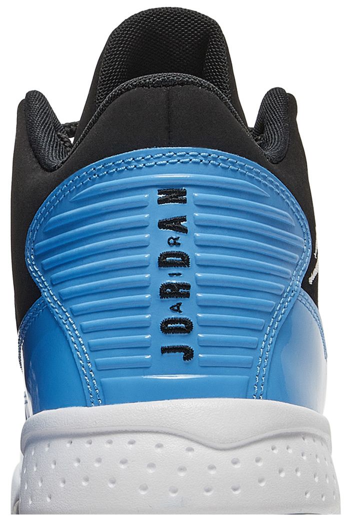 Air Jordan Max Aura 2 GS Black University Blue