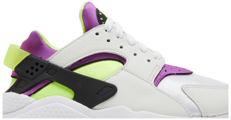 Nike Wmns Air Huarache Magenta 2021