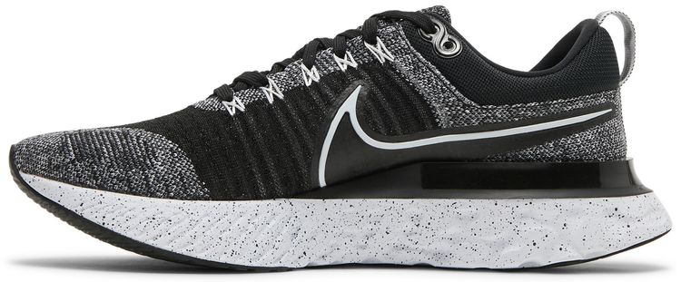 React Infinity Run Flyknit 2 White Black