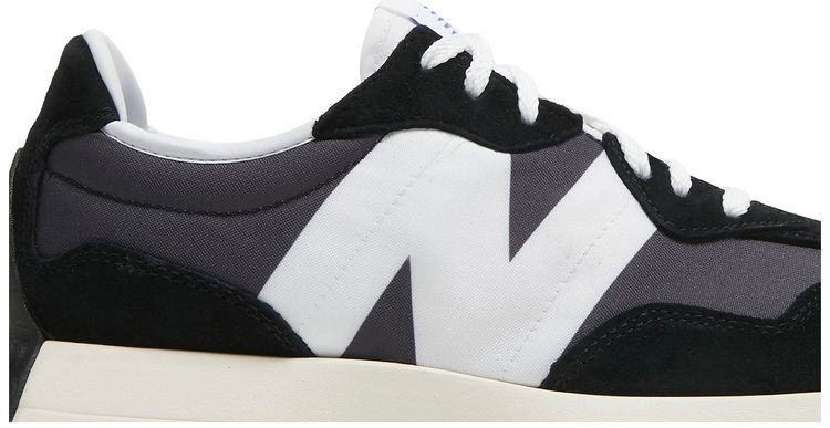 New Balance 327 Black Phantom