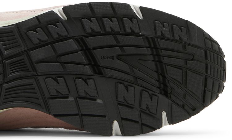 New Balance Wmns 991 Made in England Pink