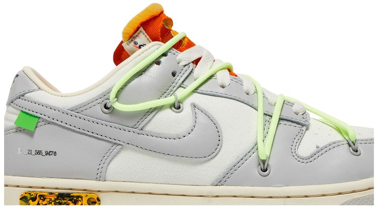 Nike Off White x Dunk Low Lot 43 of 50